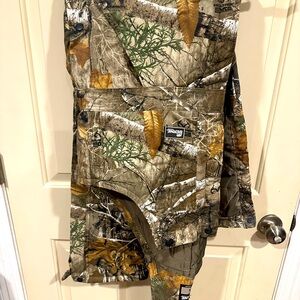 Berne Outdoor Insulated Overall Bibs - L - Realtree Edge Camo